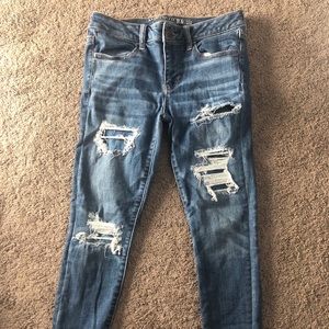 American Eagle Distressed Jeans💗✨